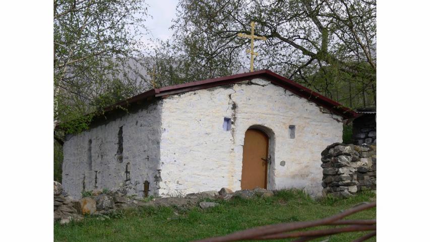 Хуыцауы-дзуар, с. Лац