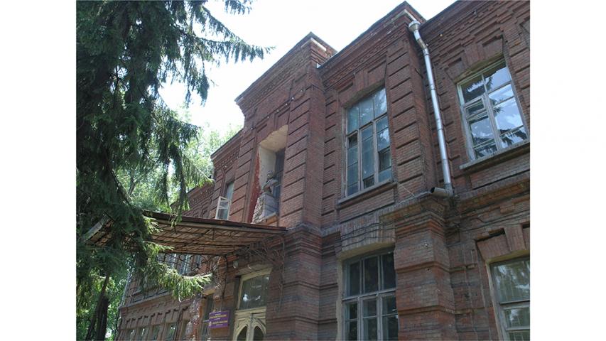 Училище одноклассное приходское («Пушкинская школа»), построенное в ознаменование 100-летия со дня рождения А. С. Пушкина. 1903 г.