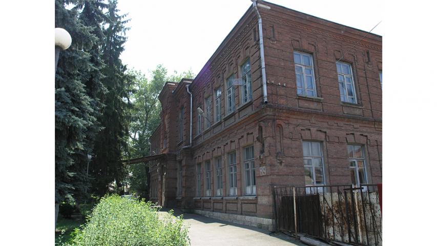 Училище одноклассное приходское («Пушкинская школа»), построенное в ознаменование 100-летия со дня рождения А. С. Пушкина. 1903 г.