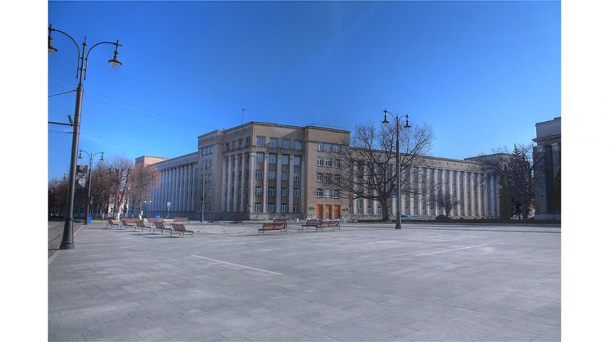 Здание Орджоникидзевского военного училища пограничных и внутренних войск НКВД CССР. 1937 г.